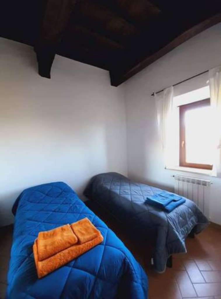 Casa di Marco - Capranica (Vt) Particolare camera ospiti con possibilità di letto matrimoniale o due singoli